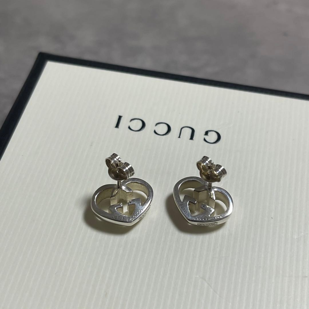 り*ょ様 売り切り GUCCI グッチ ハート 両耳 ピアス 925