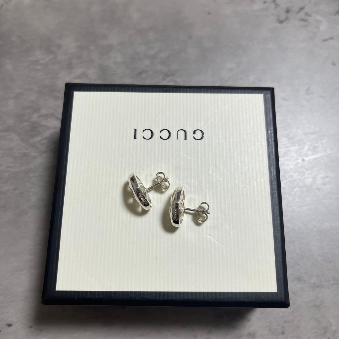 り*ょ様 売り切り GUCCI グッチ ハート 両耳 ピアス 925