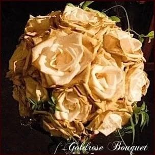 Goldrose Bouquet クリーム色のバラ