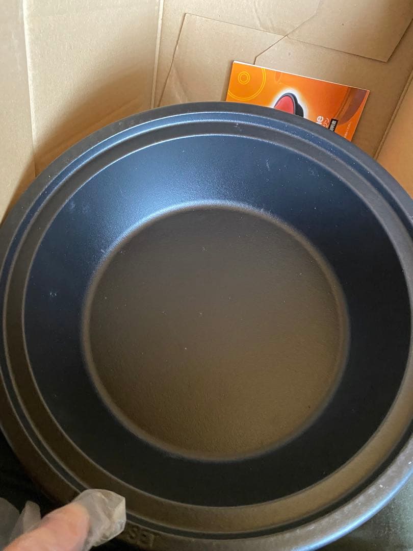 レア商品　LE CREUSET タジン鍋 27cm ピンク　新品未使用