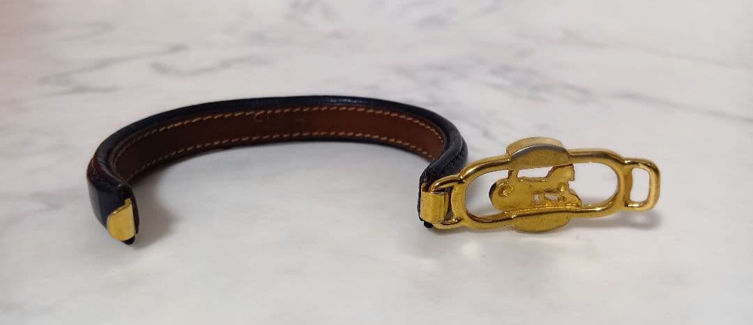 CELINE セリーヌ ヴィンテージバングル 馬車　レザー
