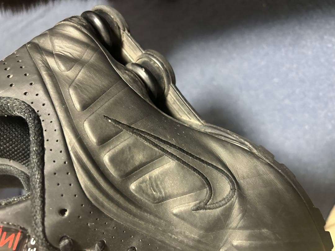 靴 NIKE SHOX R4