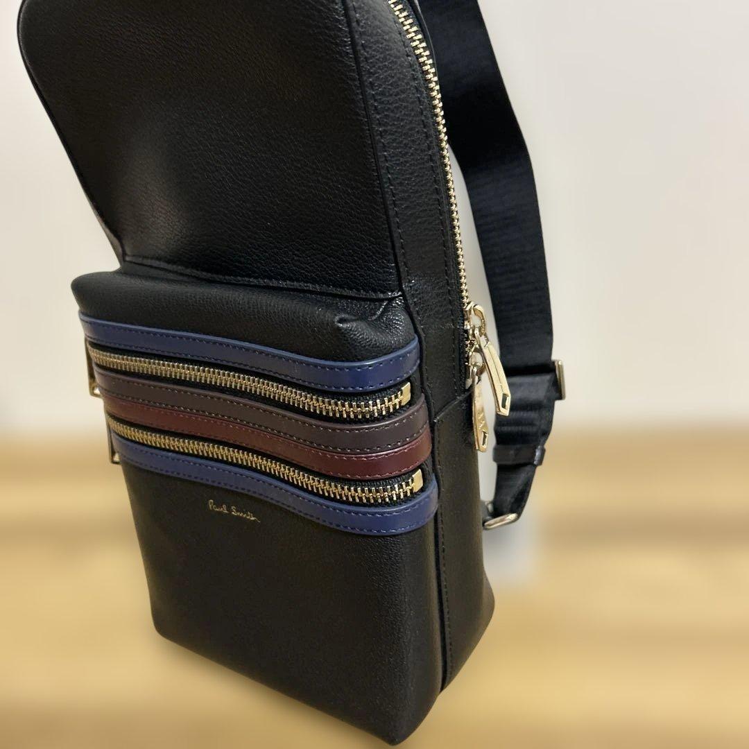 【極美品】ポールスミス　ボディバック
