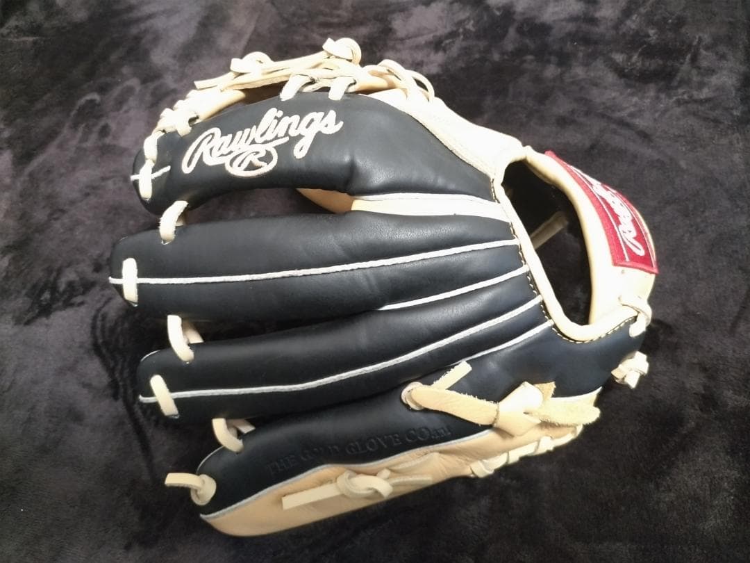ローリングス内野手用グローブ