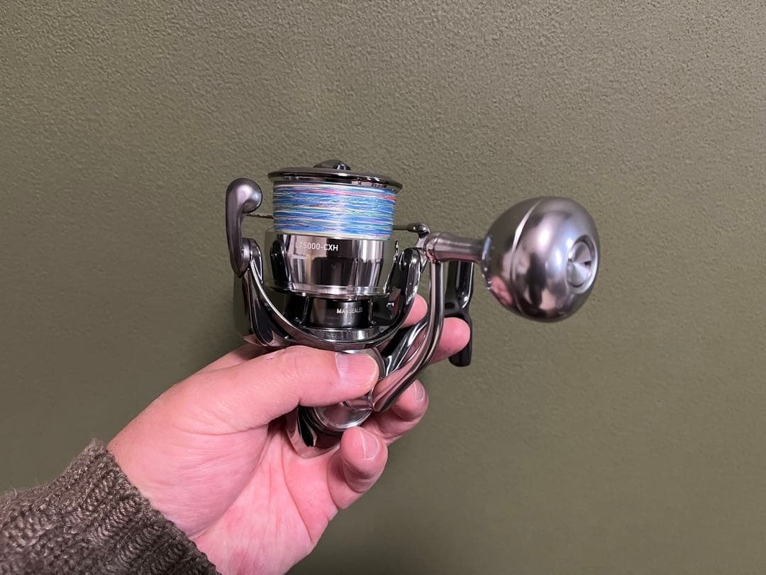 DAIWA 22EXIST LT 5000 CXH ほぼ新品