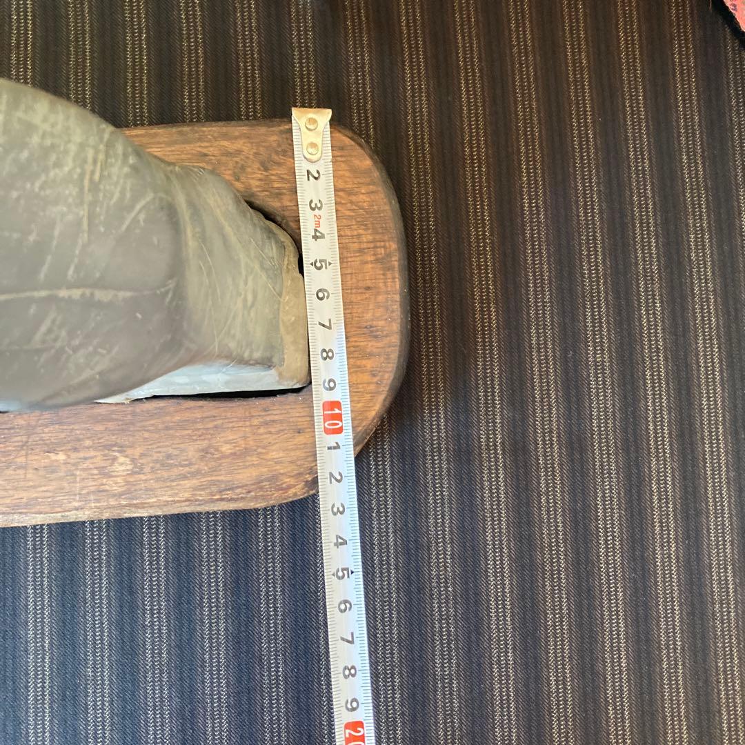 見応えある水石　鑑賞石　古谷石　約7.3kg