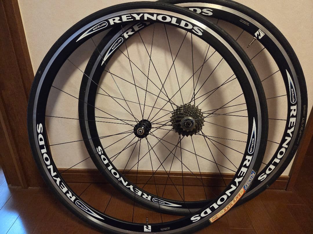 Reynolds - ソリチュード 軽量アルミホイール