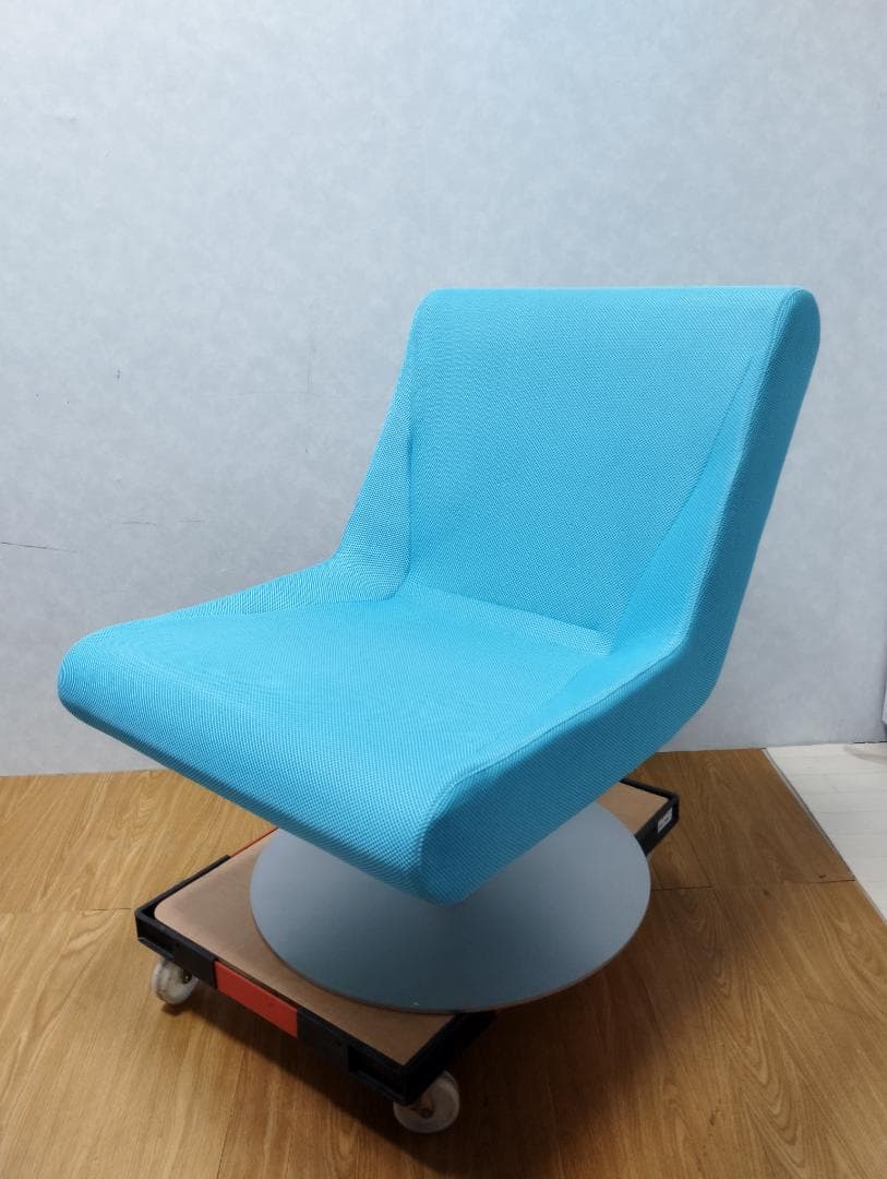 K◇171 カッシーナ ブーメランプリュス ラウンジスウィベルチェア SOFA