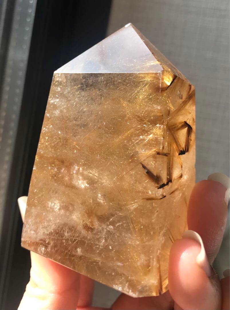 ☘️レア❤︎虹入り❤︎黄金の輝き　ゴールドルチルクォーツ 天然石