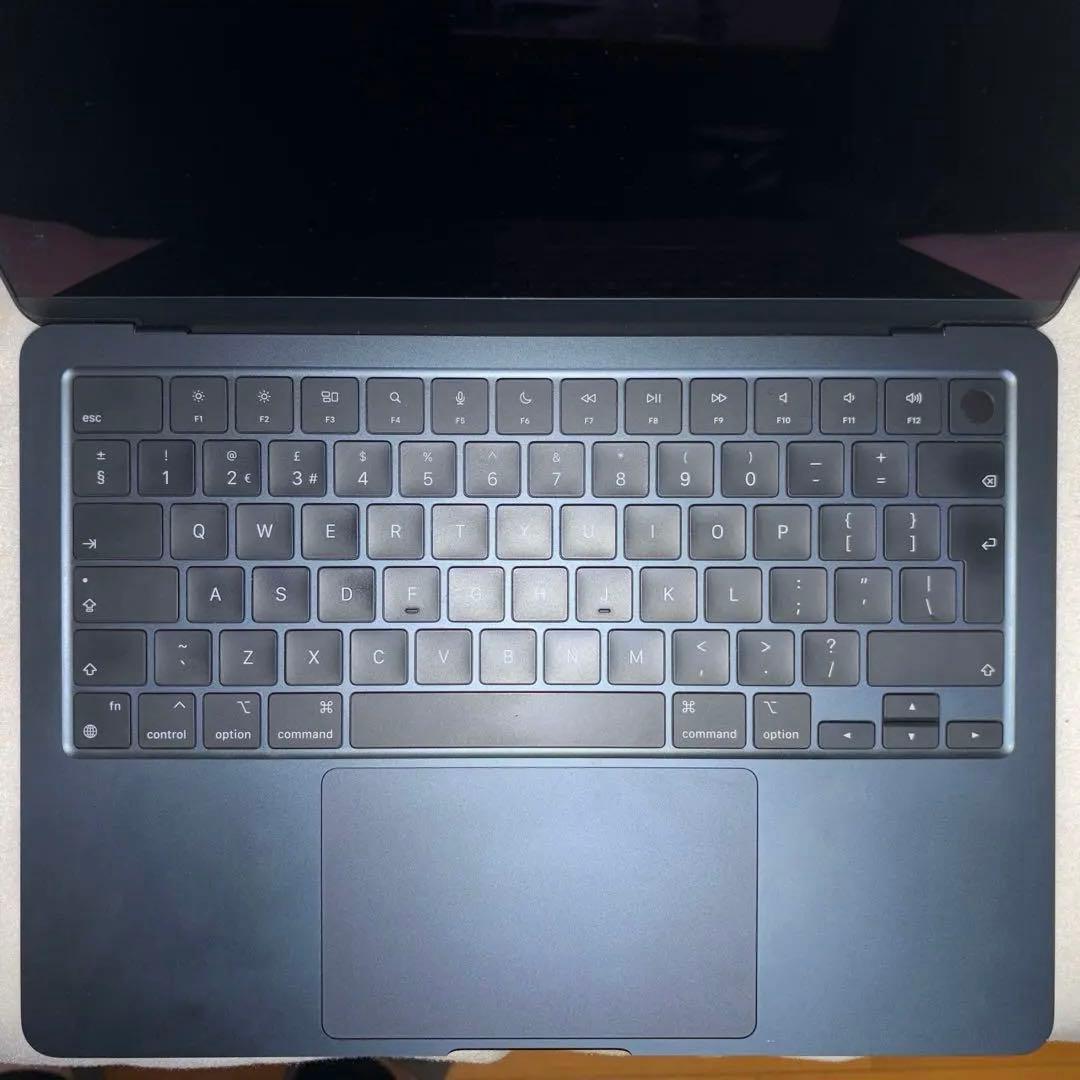 Apple MacBookAir13.6 スペースグレー（M2/UKモデル）