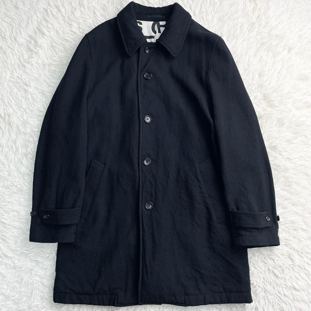 コムデギャルソンオム 05AW 縮絨 ステンカラーコート ロゴ総柄 ブラック