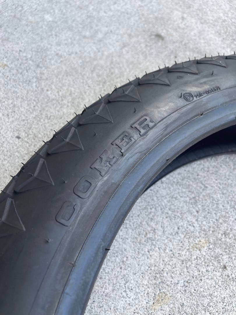 コッカータイヤ4.00-18 COKER TIRE試し履き