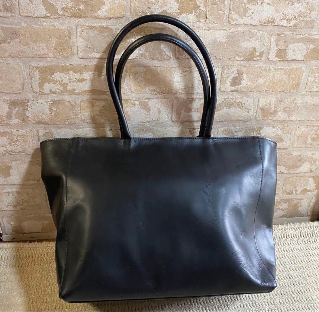 美品　MURA トートバッグ　大容量　黒本革　レザー　A4収容