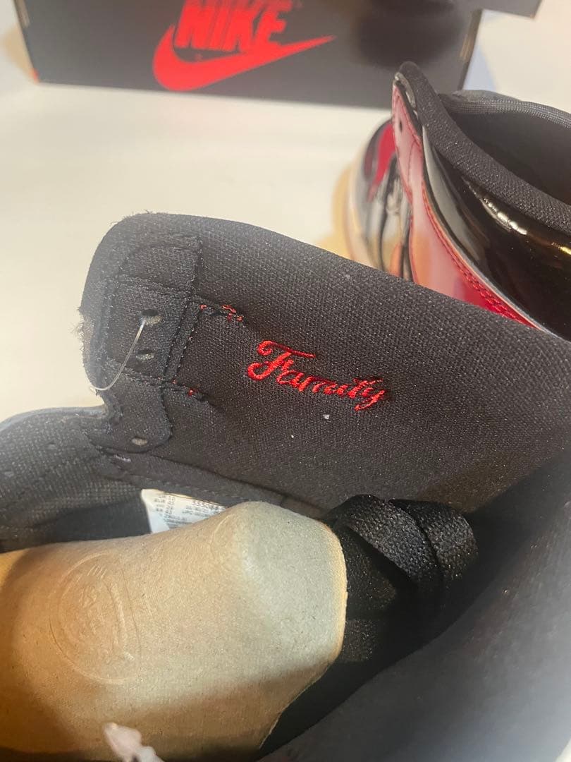 Air Jordan 1 High OG “Patent Bred”