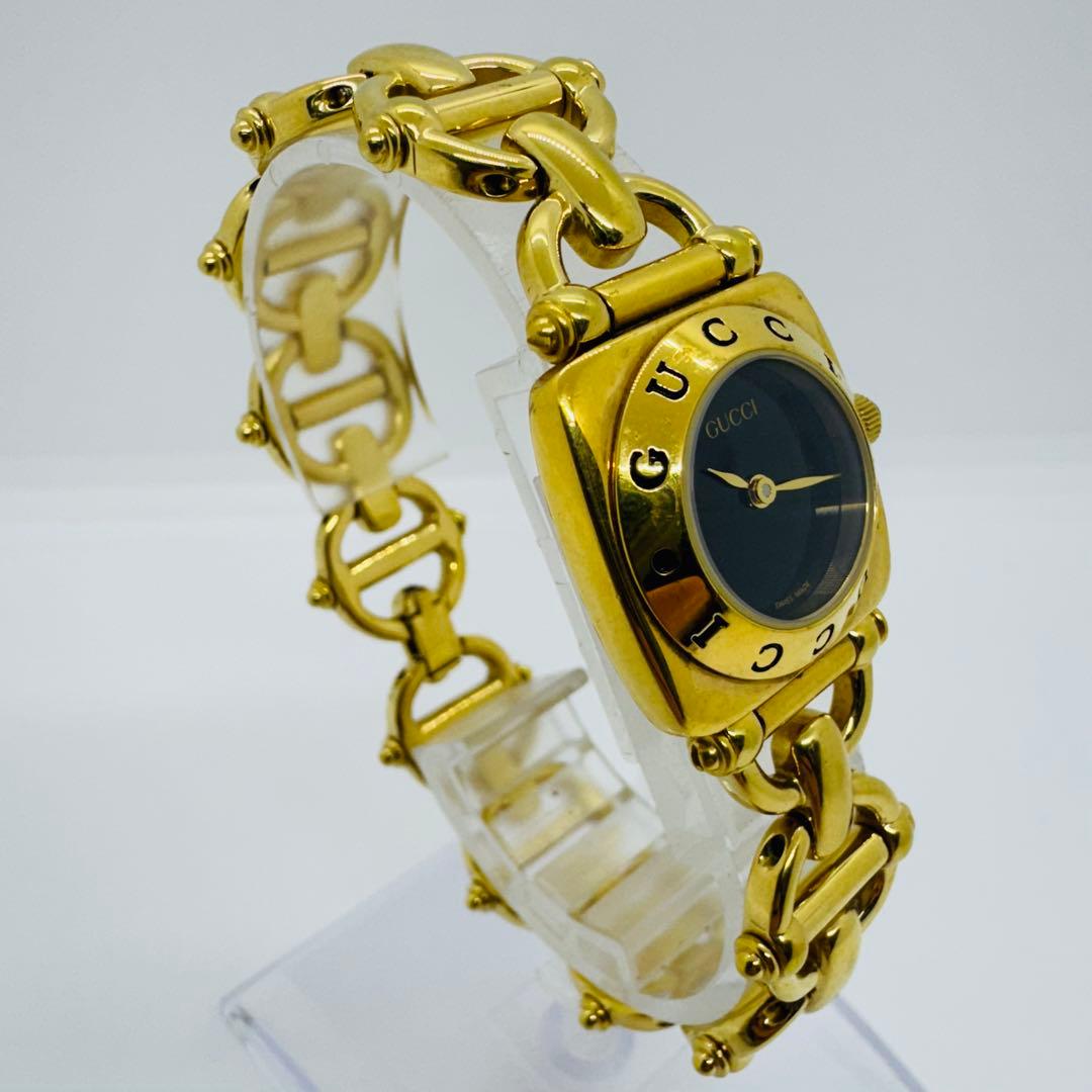 ✨GUCCI✨6400L✨黒文字盤✨ゴールド✨クオーツ✨腕時計✨箱・付属品付き✨