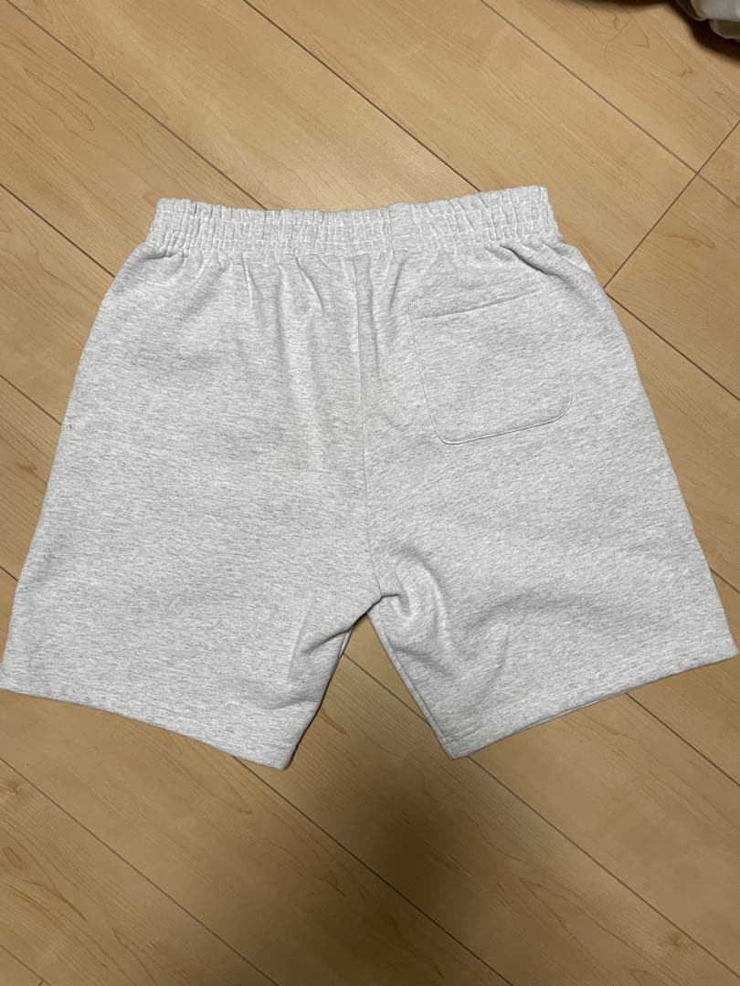 Supreme スモールボックスロゴ　グレーショートパンツ