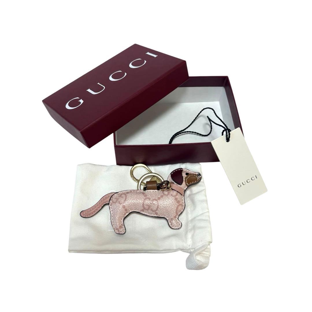 さ*な様 GUCCI ドッグ シェイプ バッグ チャーム