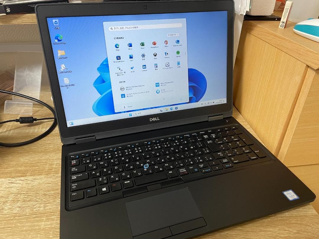 DELL Latitude 5590 第8世代 SSD Office付き
