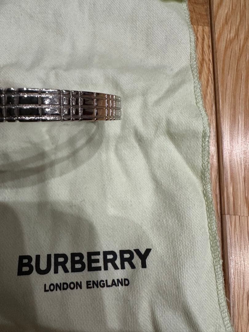 TCS　BURBERRY バングル ブレスレット シルバー