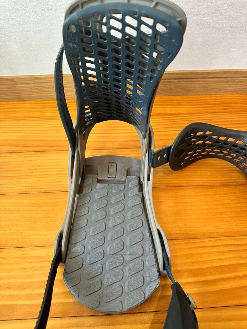 g*n様 BURTON GENESIS TT