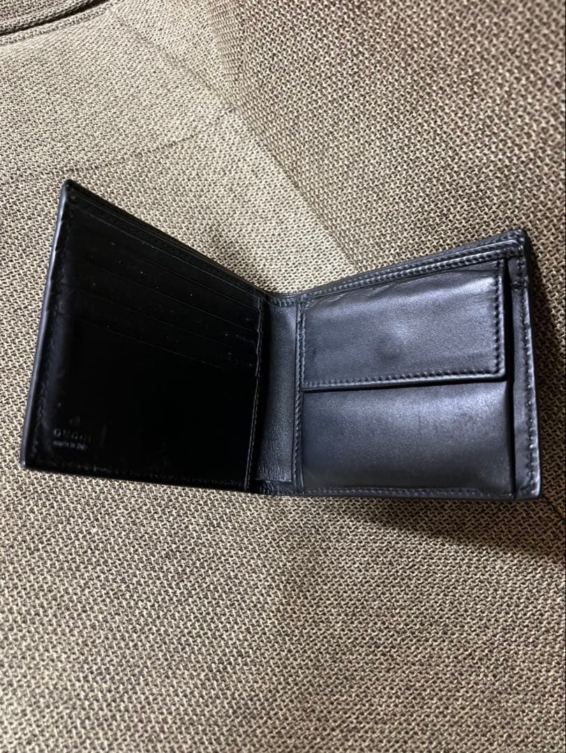 Gucci 二つ折り財布 GGパターン 蛇