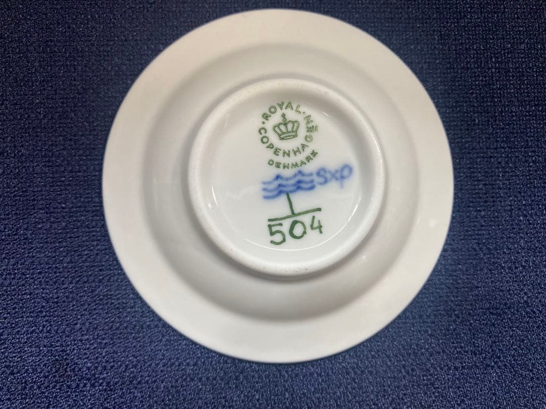む*ん様 ロイヤルコペンハーゲン ブルーフルーテッドハーフレース 小皿7.5㎝×
