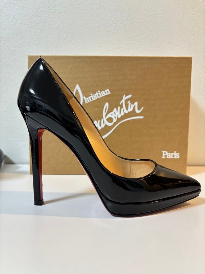 Christian Louboutin ルブタン　ブラックハイヒール　パンプス