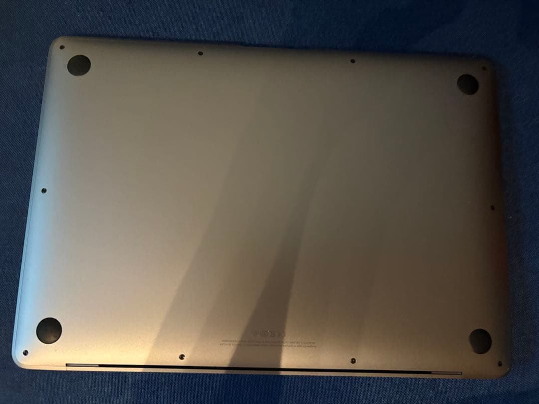 MacBook Air 2020 i3 8GB 256GB 充放電98回 美品