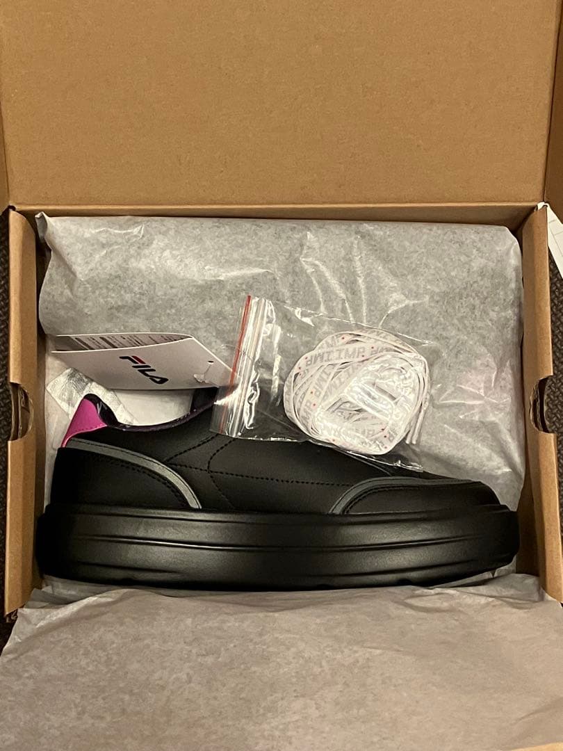 ★キーホルダー付き★ FILA×IMP.コラボ スニーカー 24cm