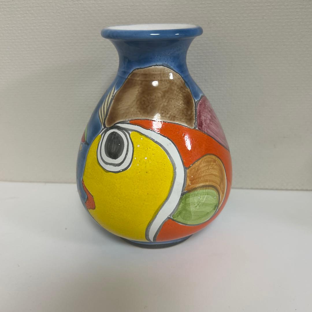 ニーノ・パルッカ（Nino Parrucca）のイタリア製シチリア陶器の花瓶　魚