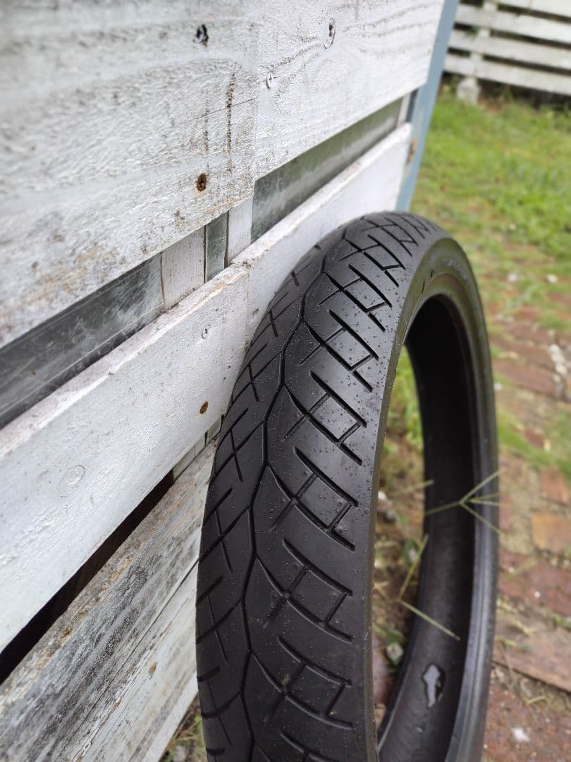 オンロード用タイヤ F100/80/18 R120/80/18
