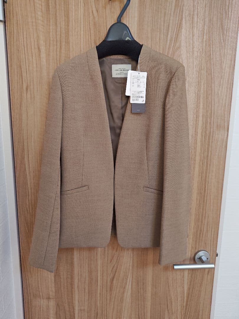 green label relaxing　スーツ上下　新品タグ付　MOCA 38