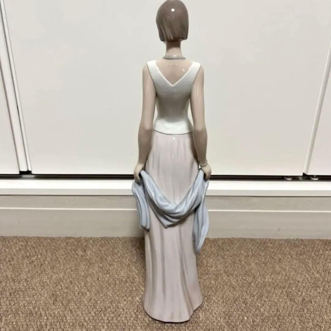 絶盤 リヤドロ LLADRO スズラン フィギュア 工芸品 大型41cm