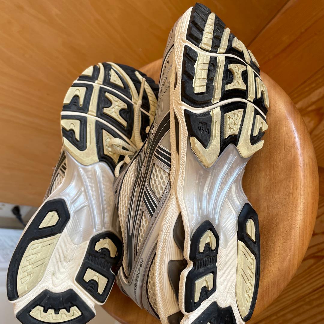 アシックス ゲルカヤノ14 オイスター　25 gel Kayano