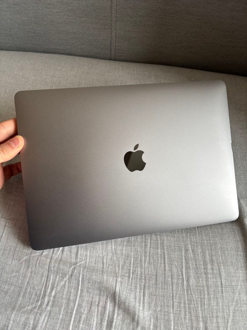 MacBook Pro 13インチ 16GB