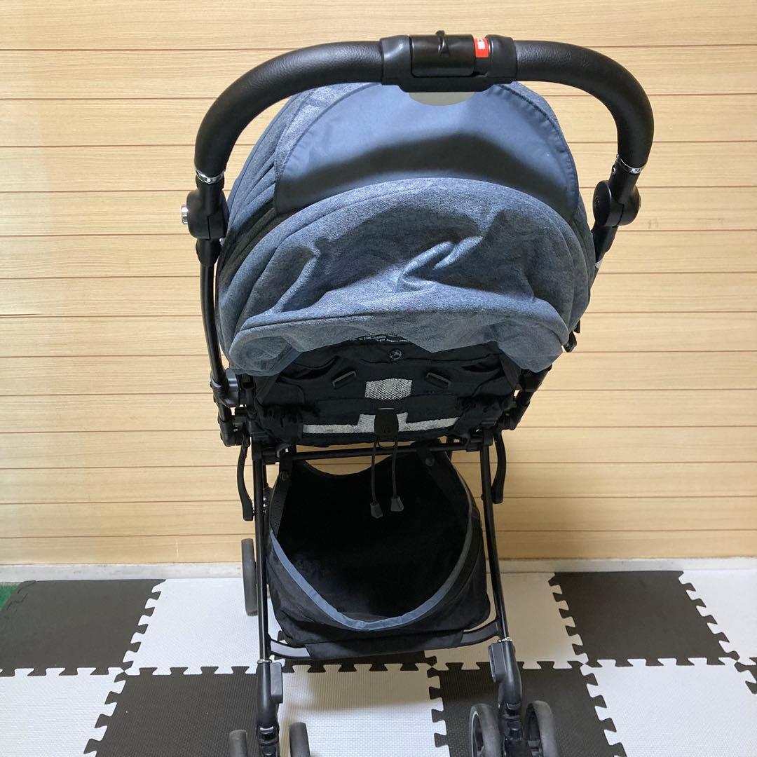 ★極美品★ ベビーカー アップリカ ラクーナエアーコンパクト 軽量 両対面式