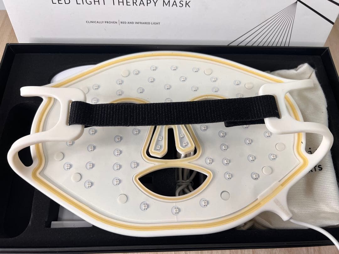 さ*な様 CURRENTBODY skin LED LIGHT THERAPY