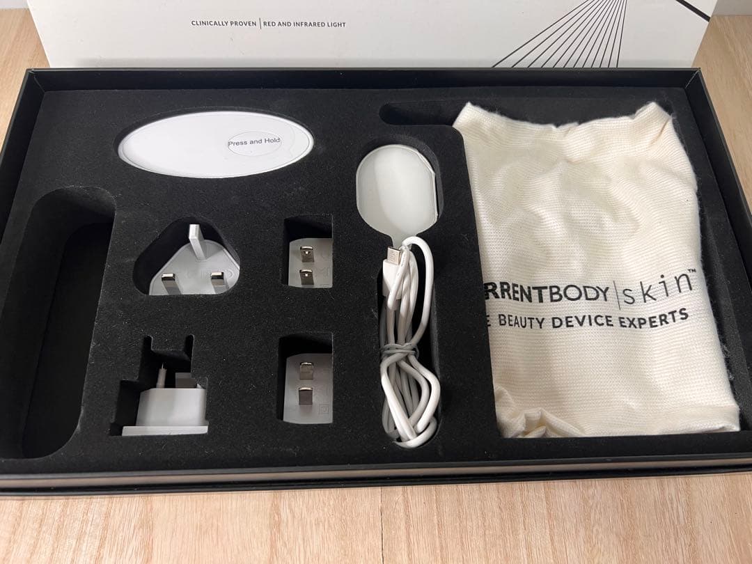 さ*な様 CURRENTBODY skin LED LIGHT THERAPY