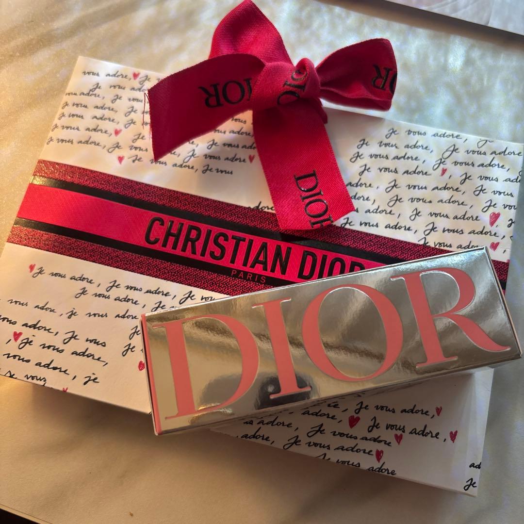 新品　Dior 30ml　ディオールアディクト　ロージーグロウオードゥパルファン