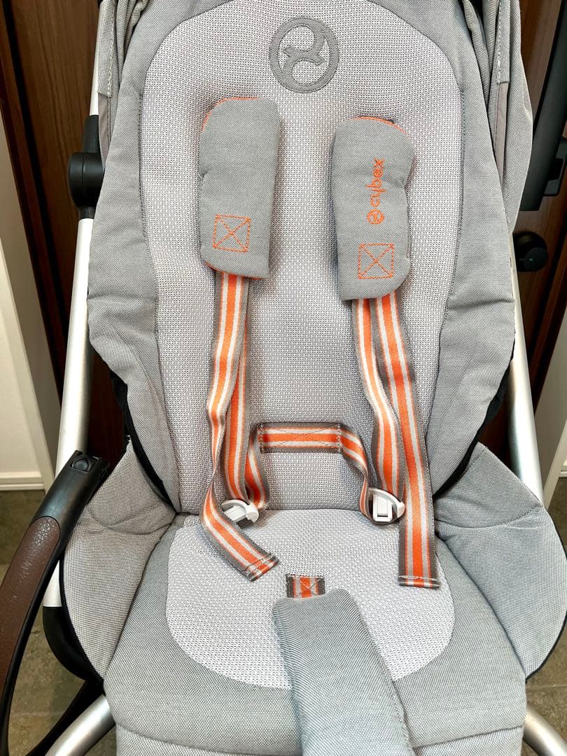 CYBEX EEZY S TWIST+ 2 ※国内未入荷品