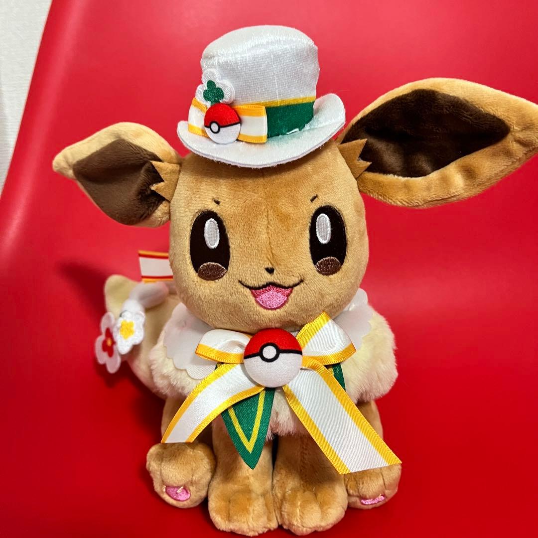 ポケパークカントー 限定 ピカチュウ イーブイ ぬいぐるみ　カーニバル衣装　オス