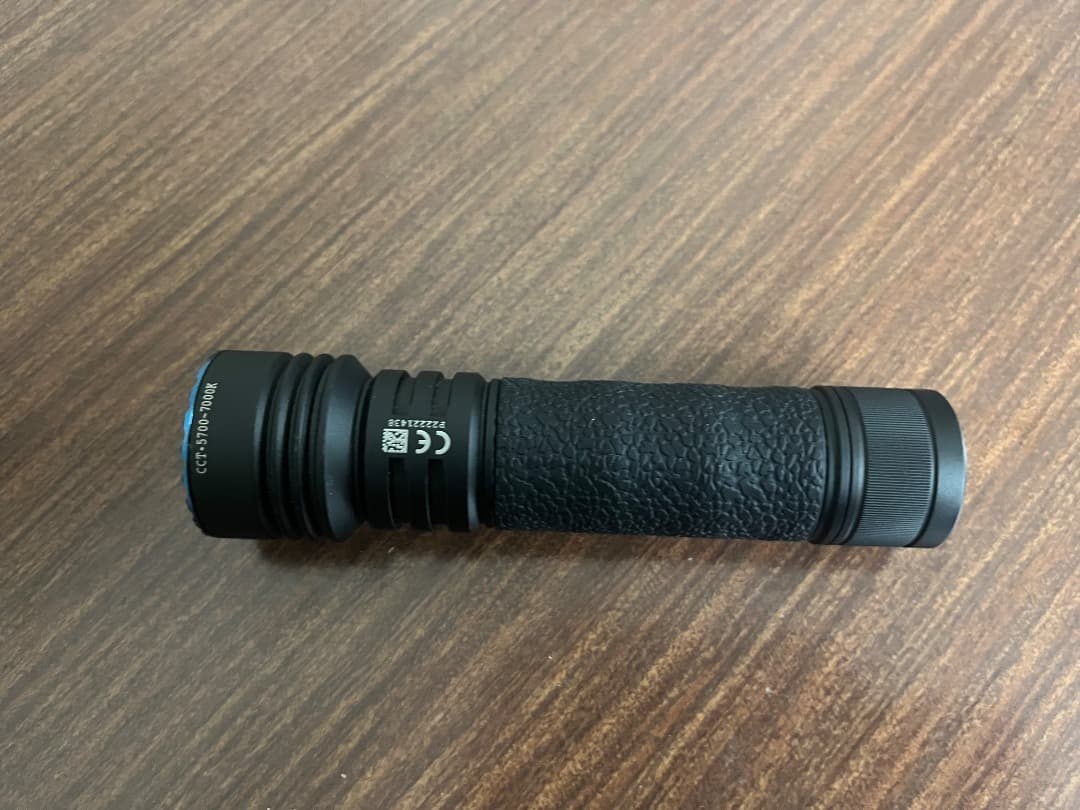 オーライト olight Seeker 4 Pro