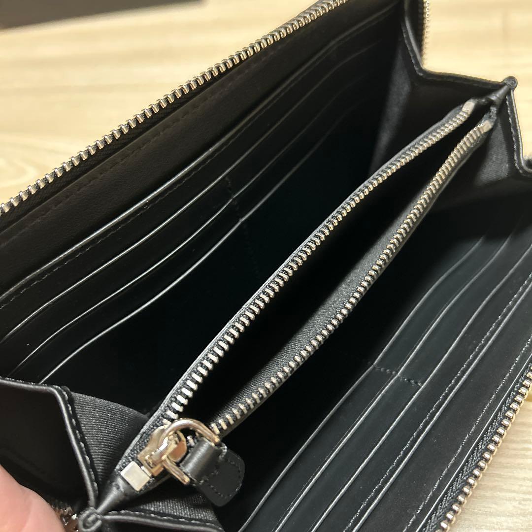BURBERRY 黒 長財布