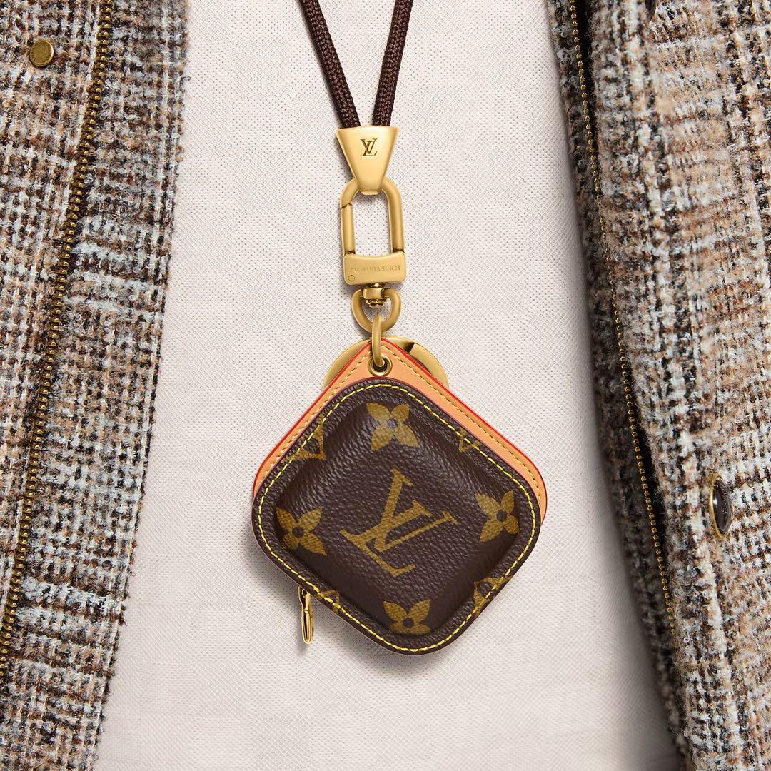 LOUIS VUITTON AIRPODS ケース LVチェーン ルイヴィトン