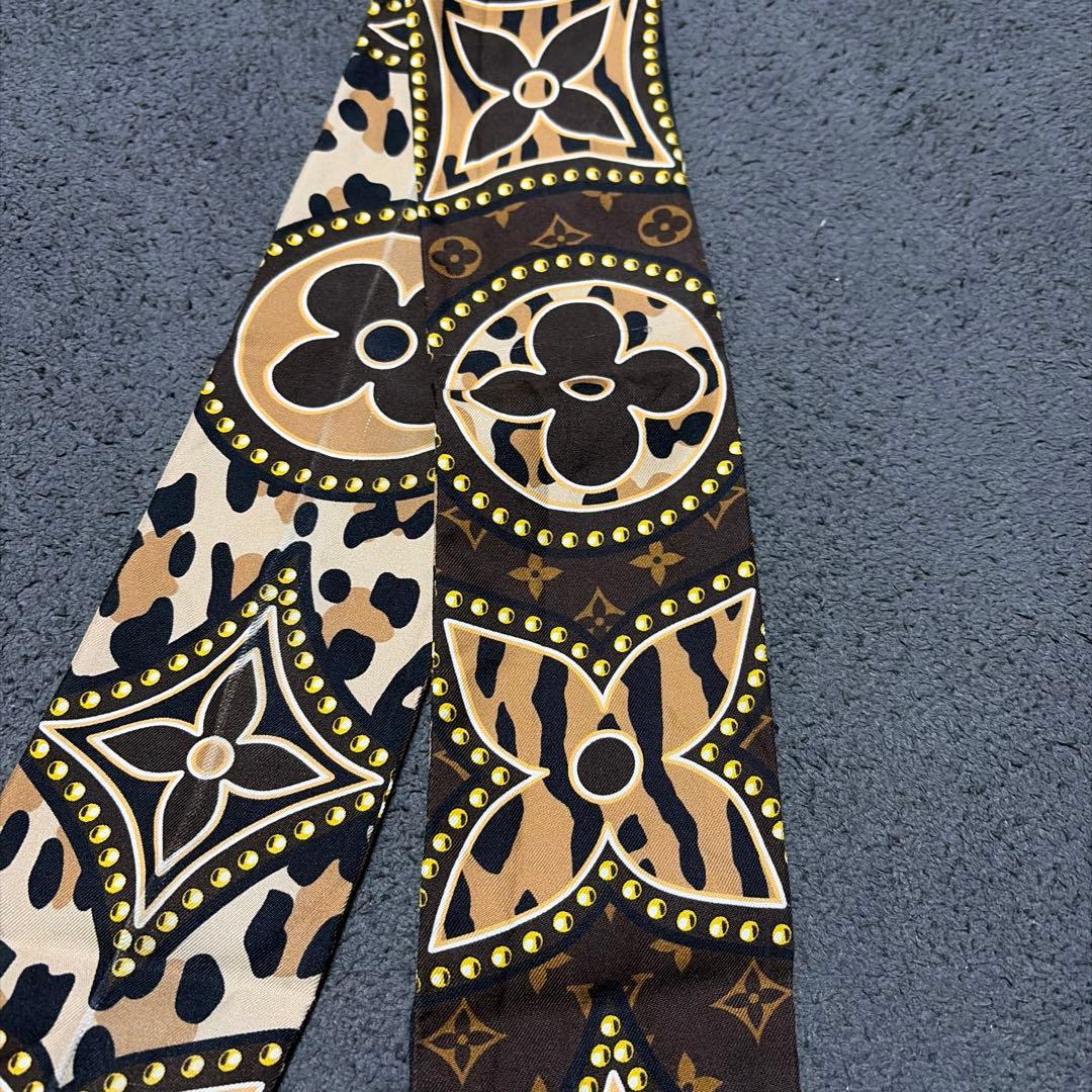 Louis Vuitton モノグラムスカーフ