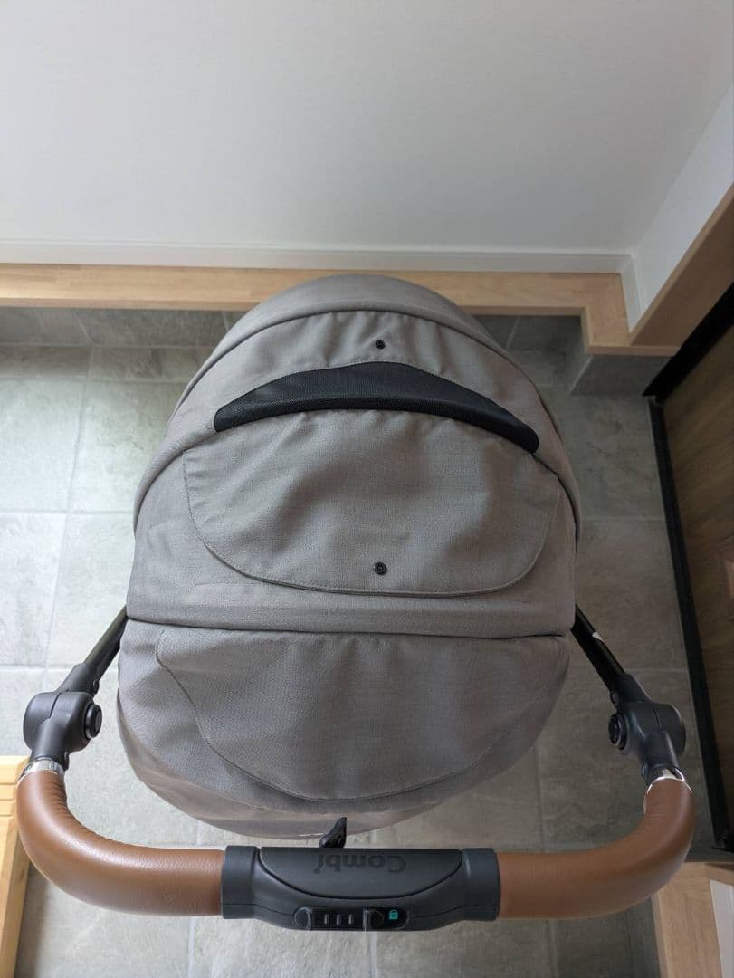 Combi ベビーカー グレー　スゴカル　コンビ　　エッグショック