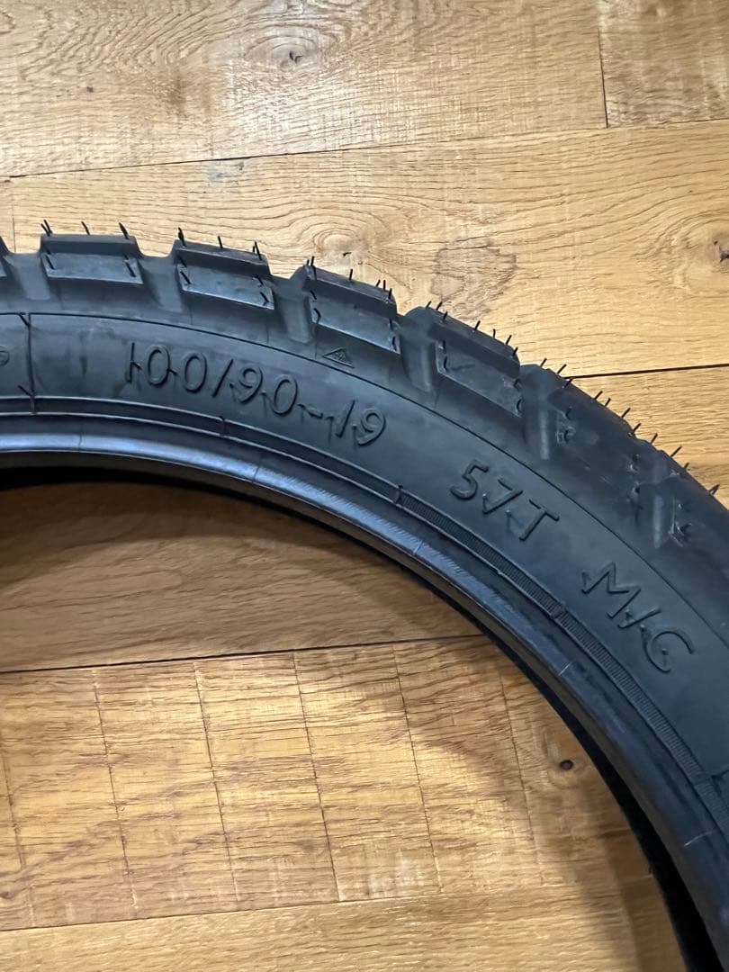 BatesBaja オフロードタイヤ100/90-19 DUNLOPチューブ付