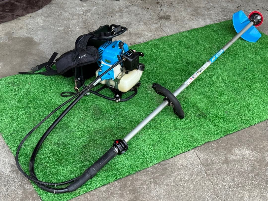 丸山　マルヤ　MBS267V 草刈機　背負い式　刈払機　送料込み‼︎