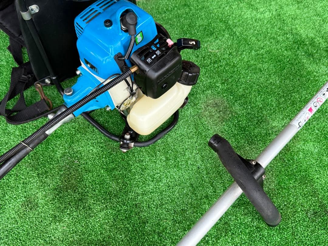 丸山　マルヤ　MBS267V 草刈機　背負い式　刈払機　送料込み‼︎