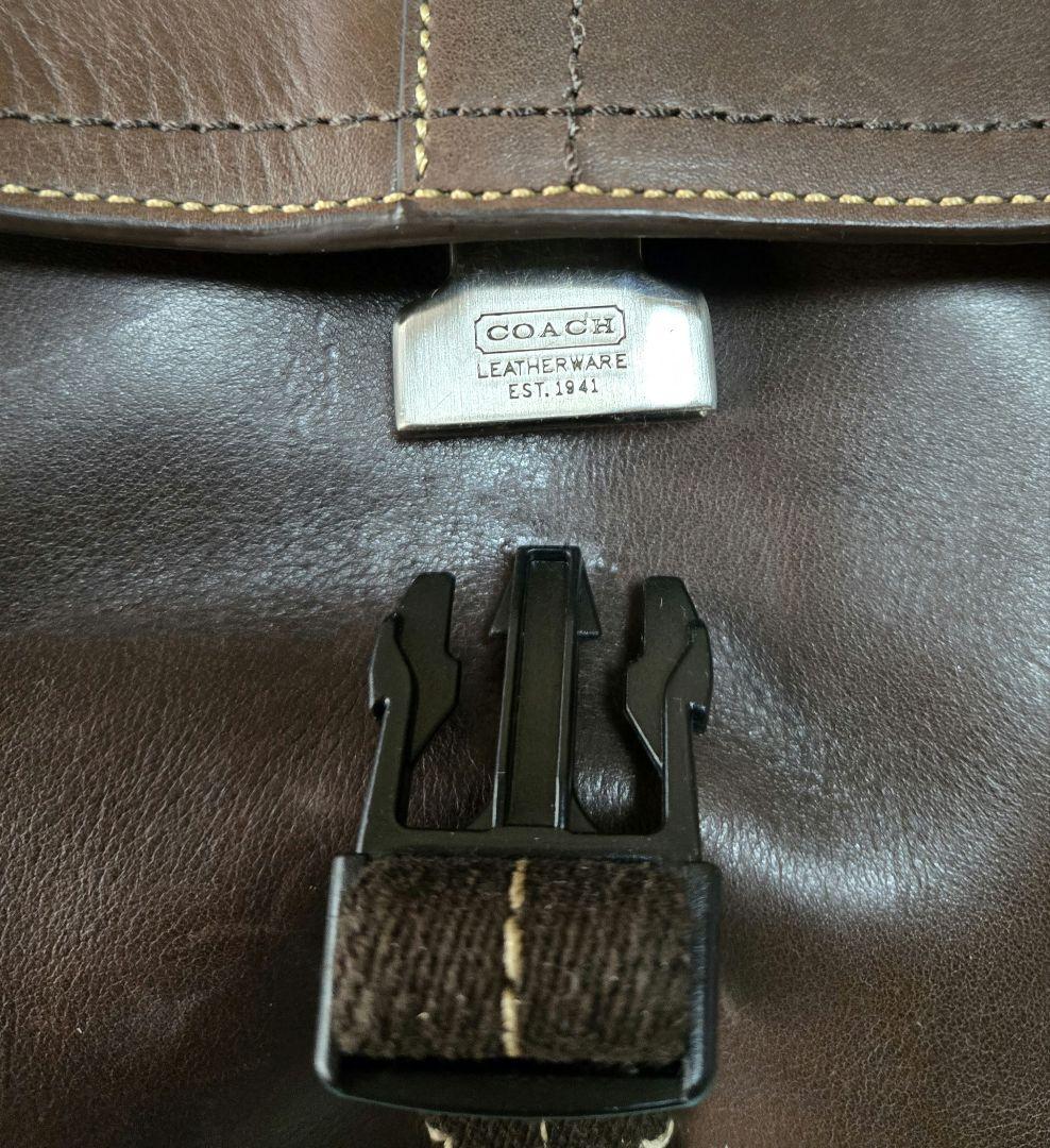 Coach ダークブラウン メッセンジャーバッグ